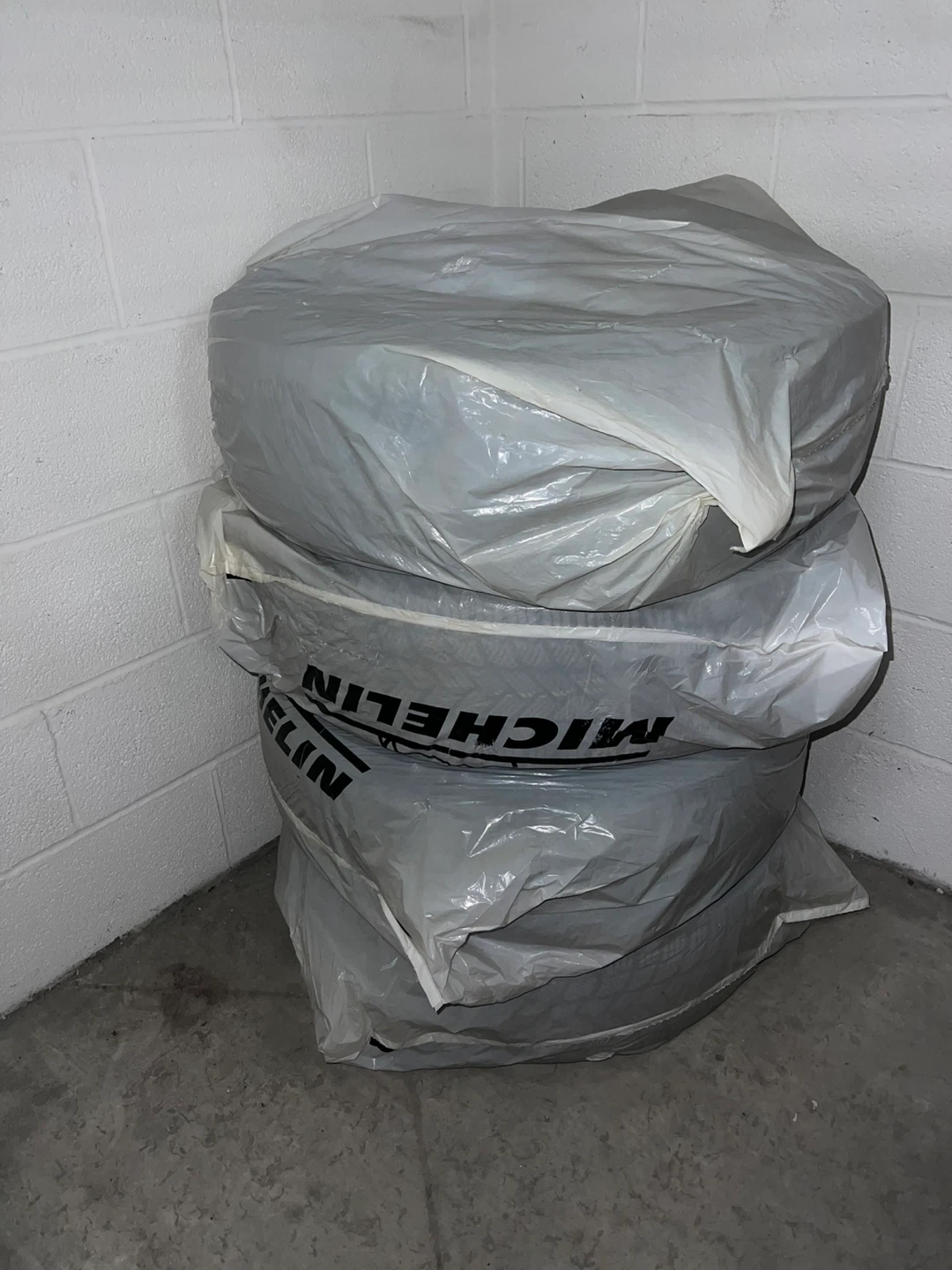 Michelin X-Ice Snow Tires 225/60R17 - photo 4