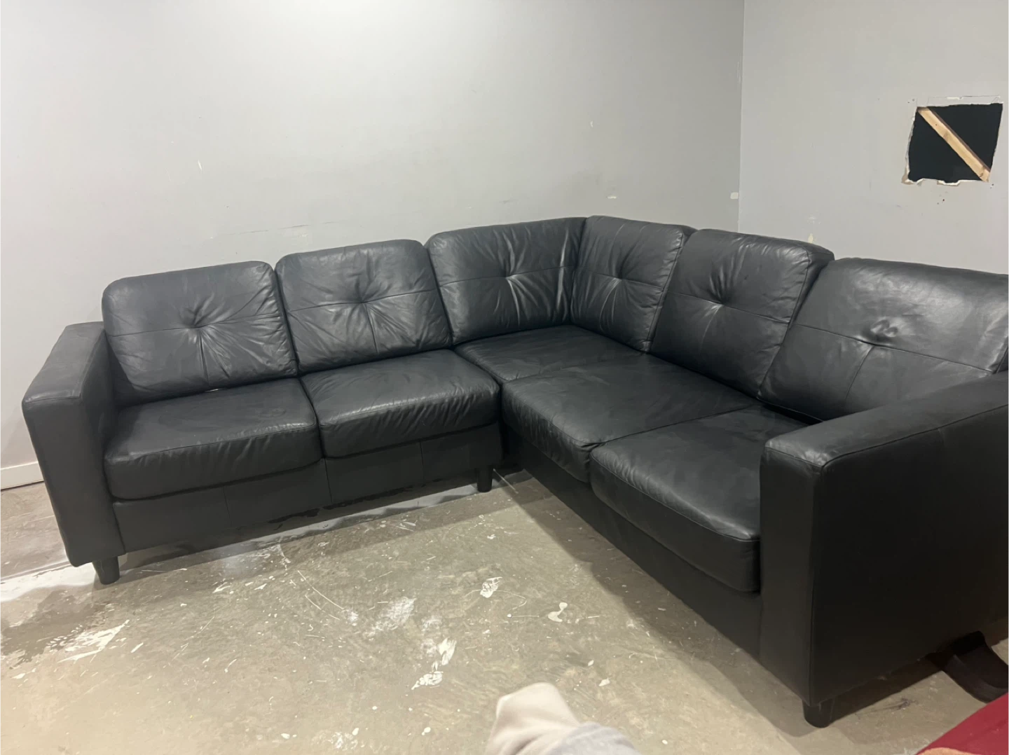Black Leather Sectional Sofa - photo 2