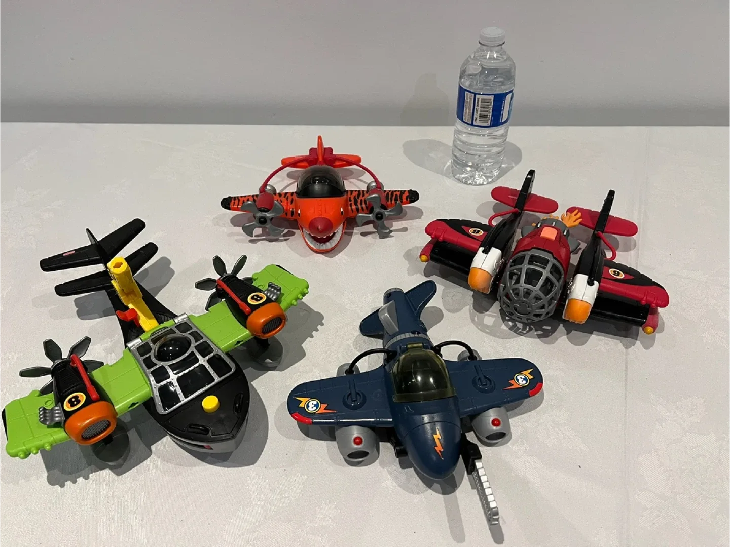 Toy Planes - 4 Action Flyers image indicator(3)