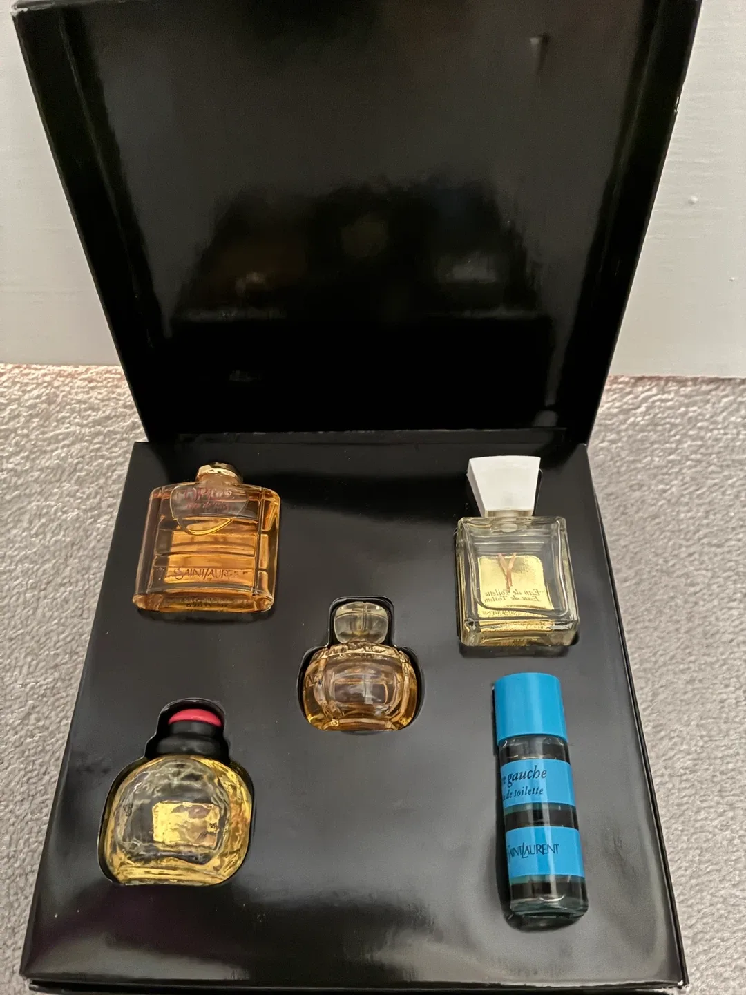 NEW Yves Saint Laurent Miniature Perfume Set image indicator(4)