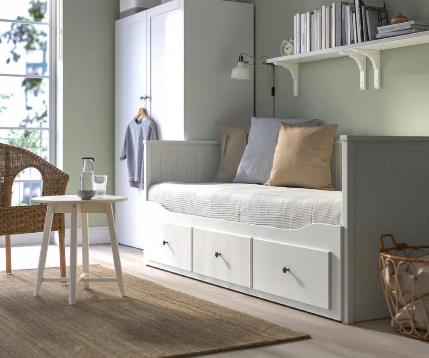 IKEA Hemnes Daybed Frame with 3 Drawers