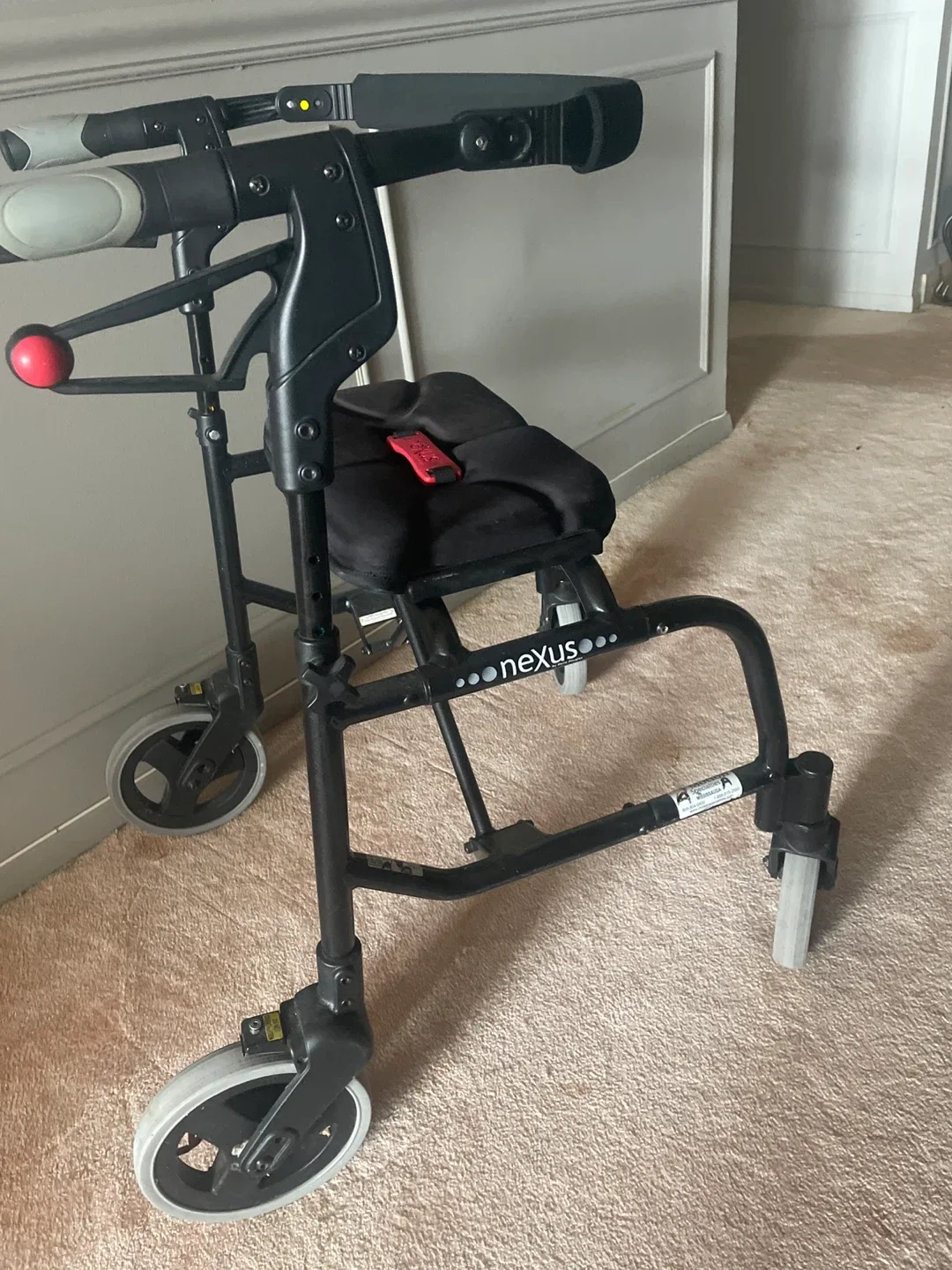 Nexus Walker with Seat
