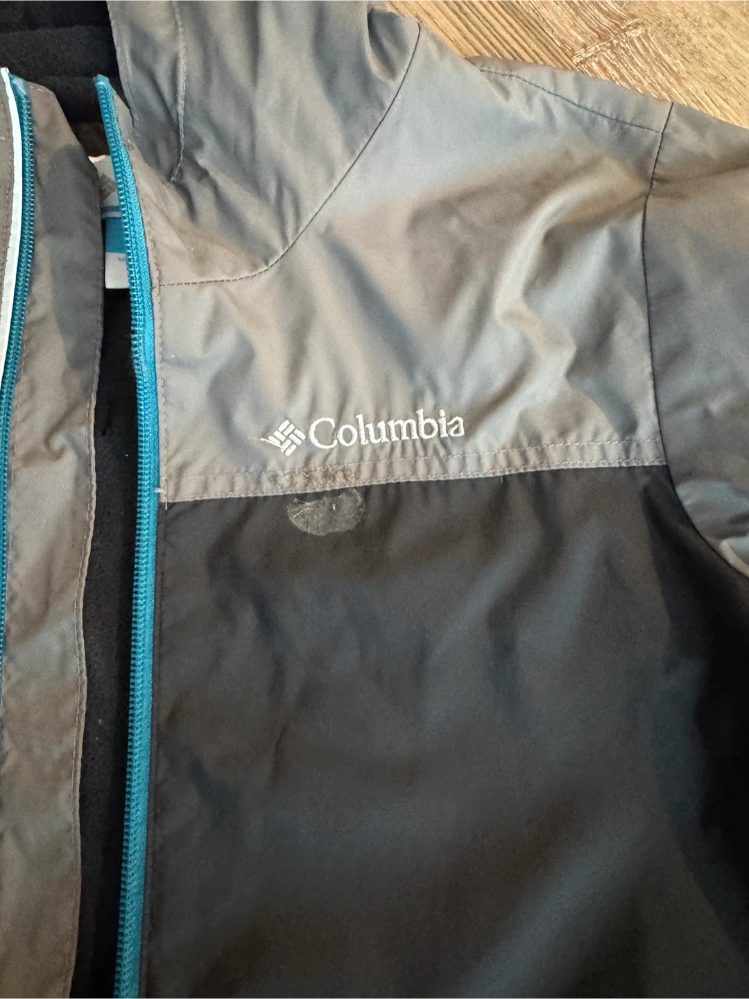 Columbia Sportswear Company Jacket - Size M (10/1 2) - photo 2