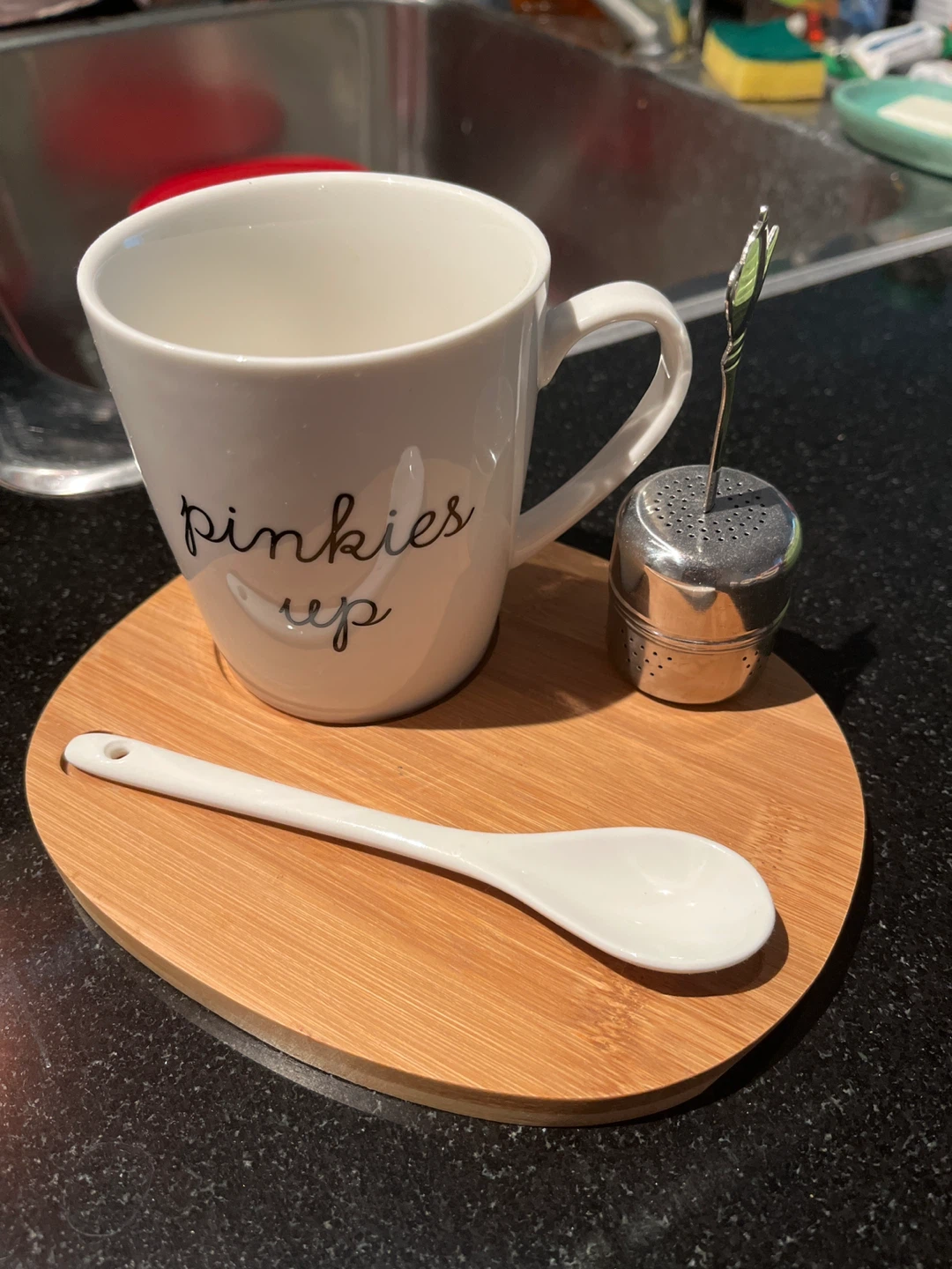 Pinkies Up Mug with Tea Infuser & spoon
