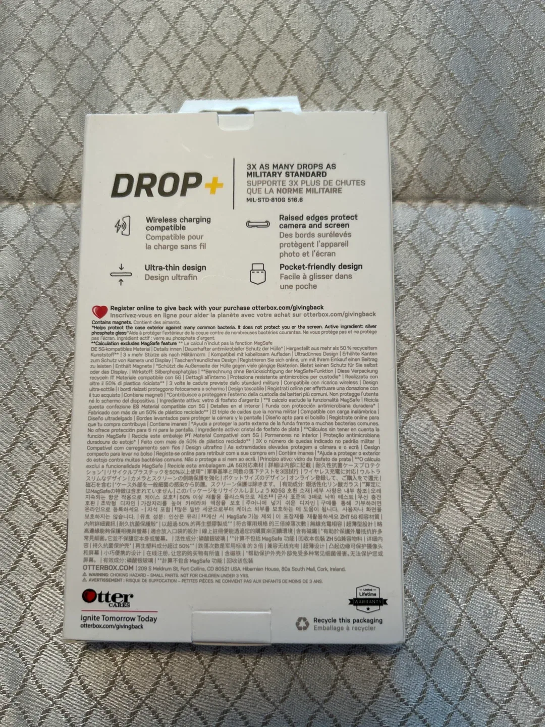 Clear out New OtterBox Symmetry+ iPhone 14 Plus Case image indicator(3)