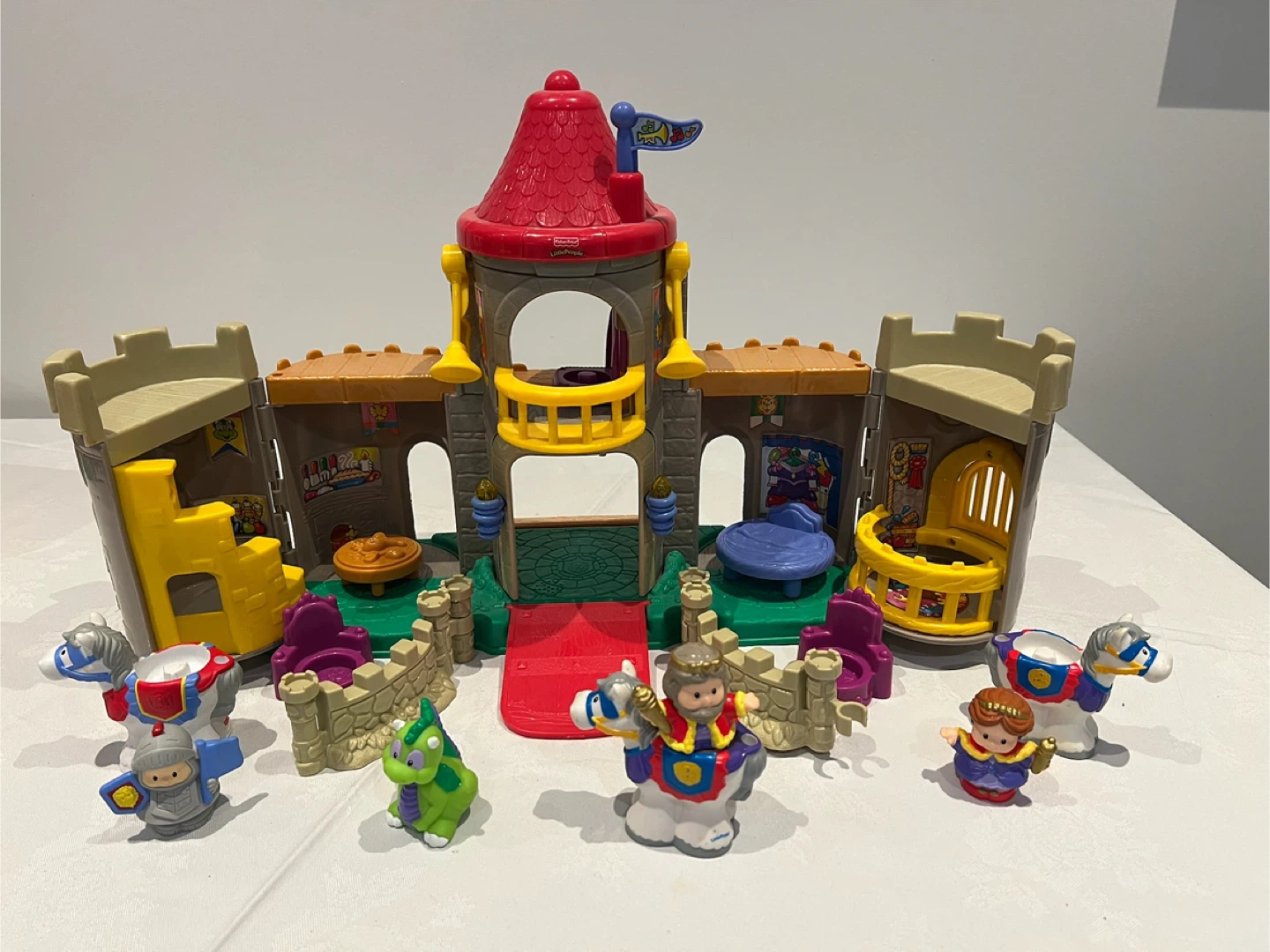 Fisher-Price Little People Castle