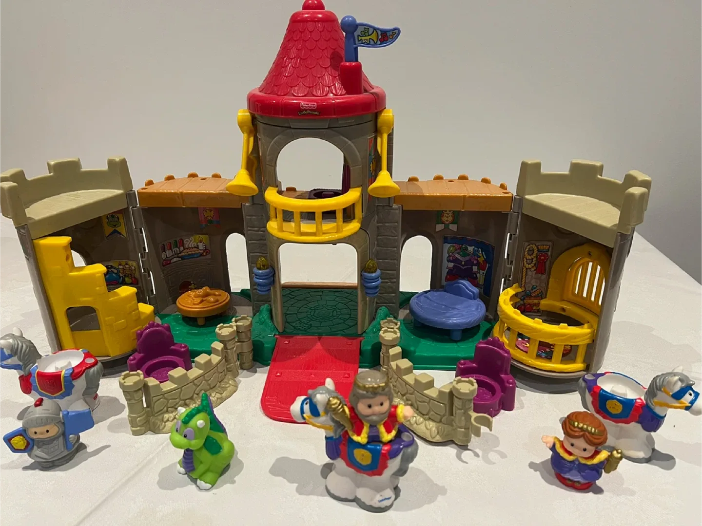 Fisher-Price Little People Castle image indicator(7)