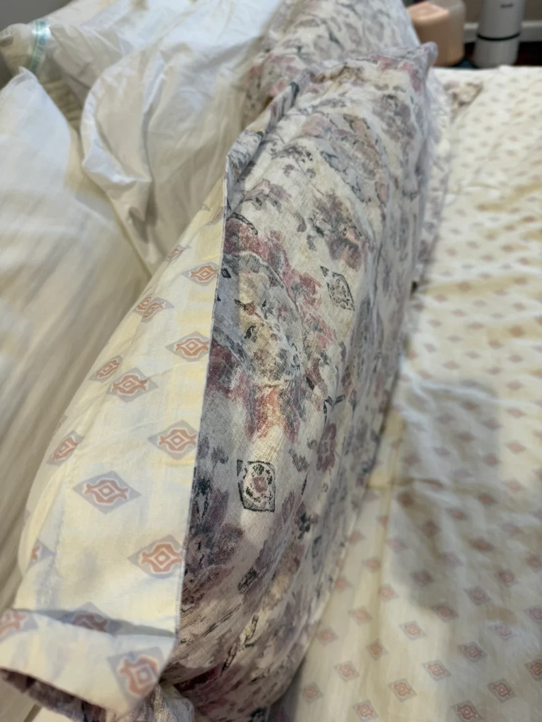 Tahari Home Comforter, Shams, & Throw Pillow image indicator(5)