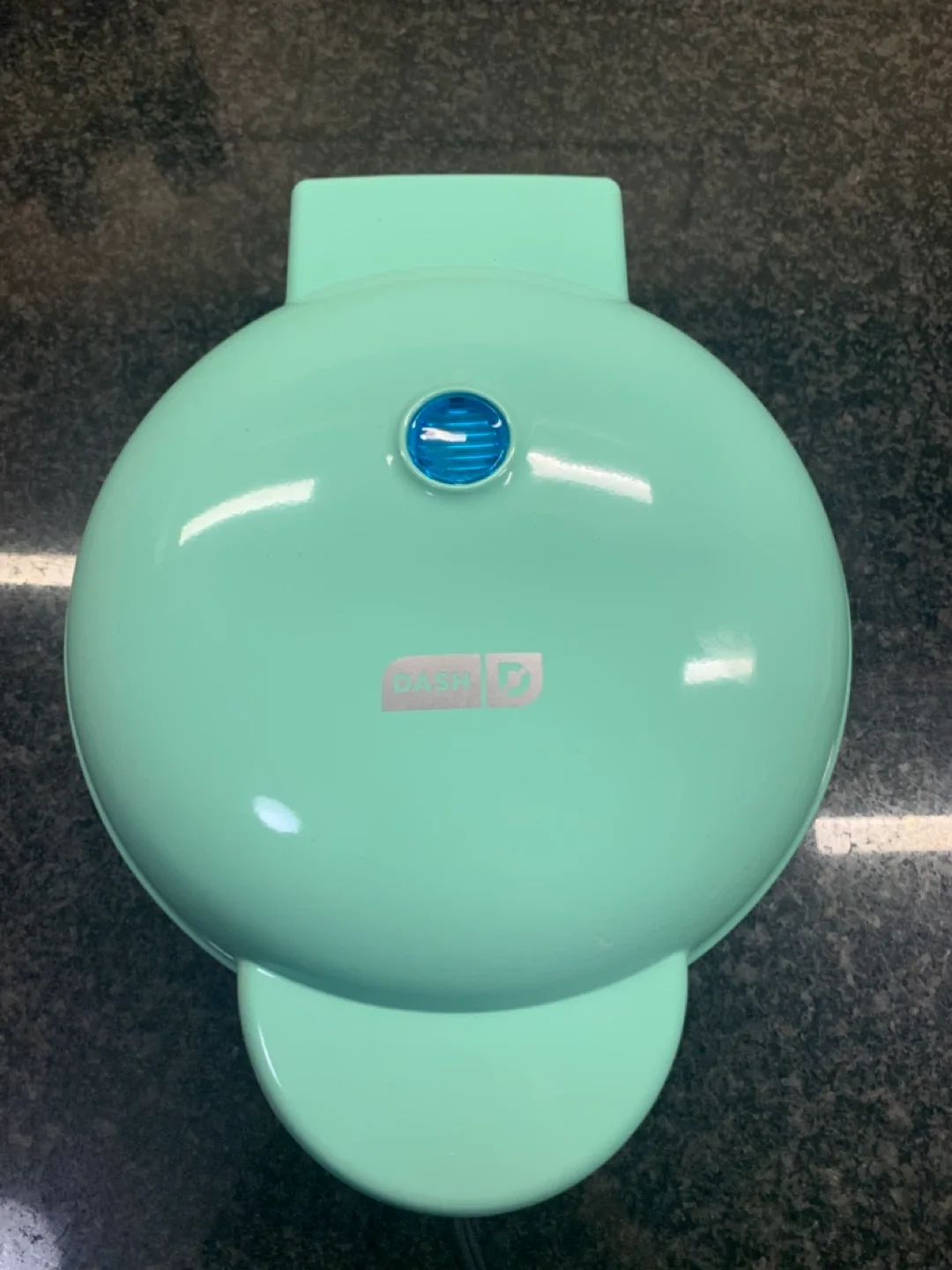 DASH Express Mini Donut Maker - Green image indicator(4)