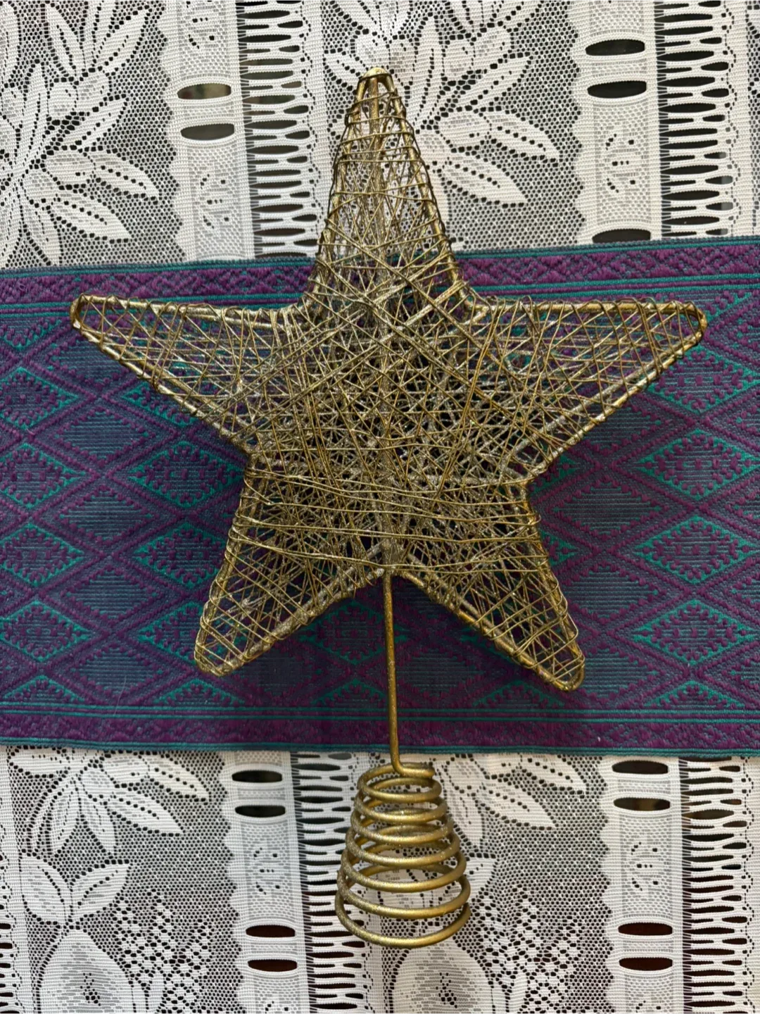 Gold Wire Star Christmas Tree Topper