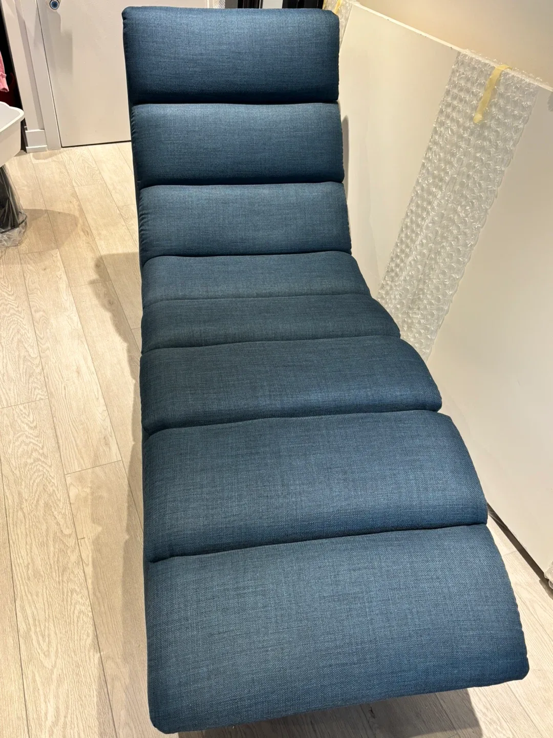 Blue Chaise Lounge Chair image indicator(2)