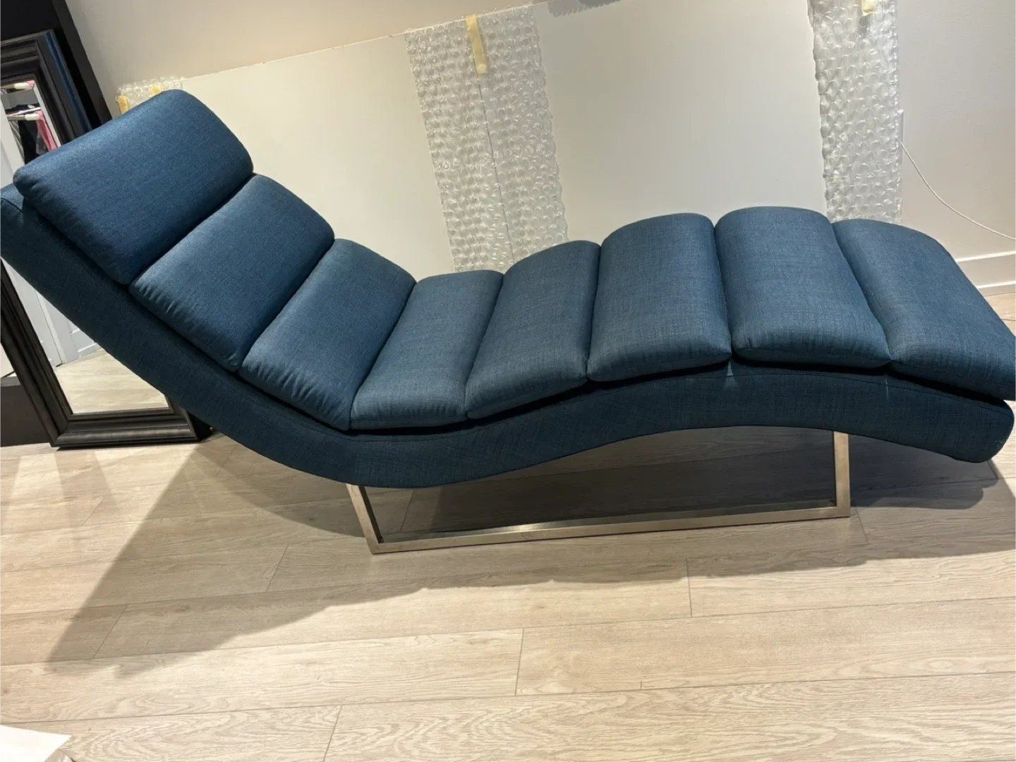 Blue Chaise Lounge Chair