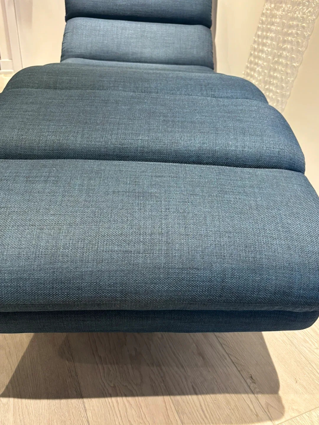 Blue Chaise Lounge Chair image indicator(9)