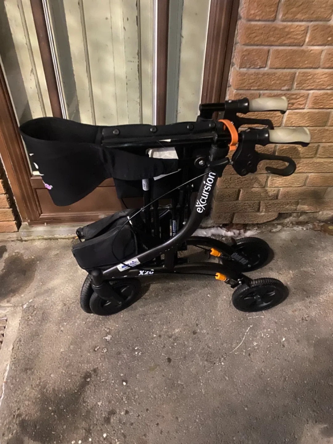 Airgo Excursion X20 Rollator Walker image indicator(5)