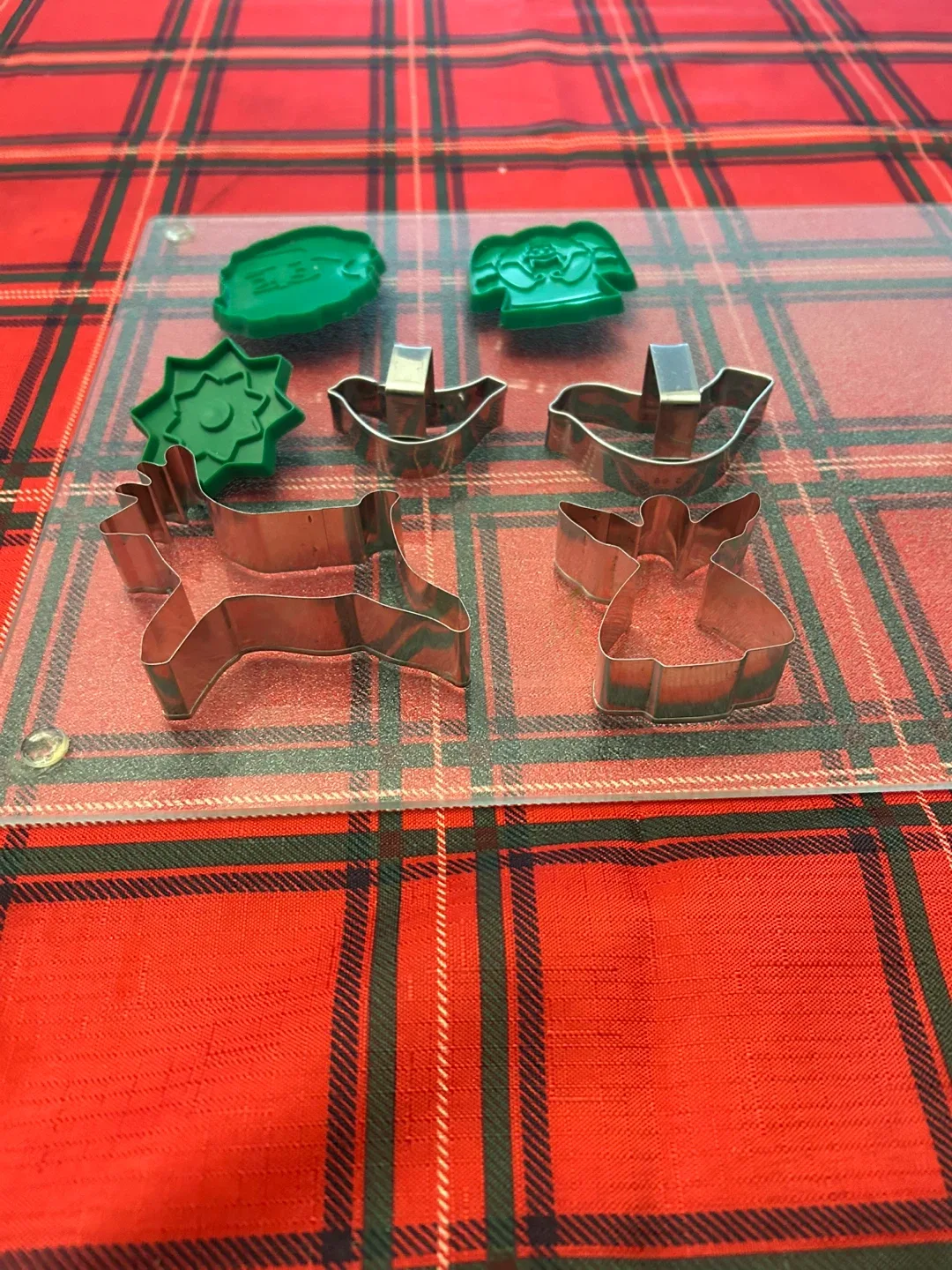 #cleanout Cookie Cutter Set - Christmas Theme image indicator(3)