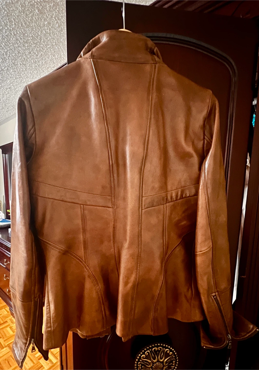 Danier Brown Leather Jacket Size S/P - photo 5