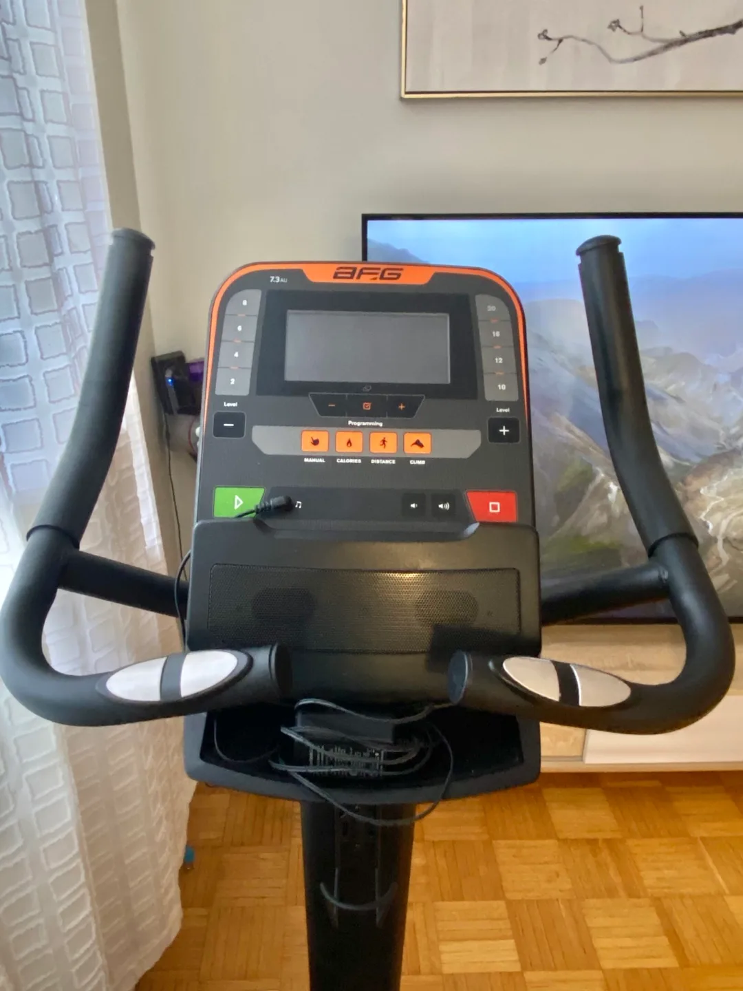 AFG 7.3 AU Upright Stationary Bike image indicator(3)