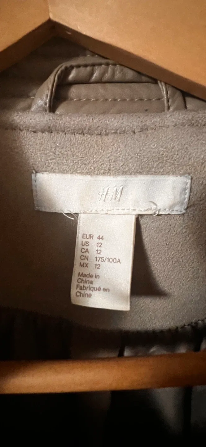 H&M Faux Suede Biker Jacket - Size 12 image indicator(2)