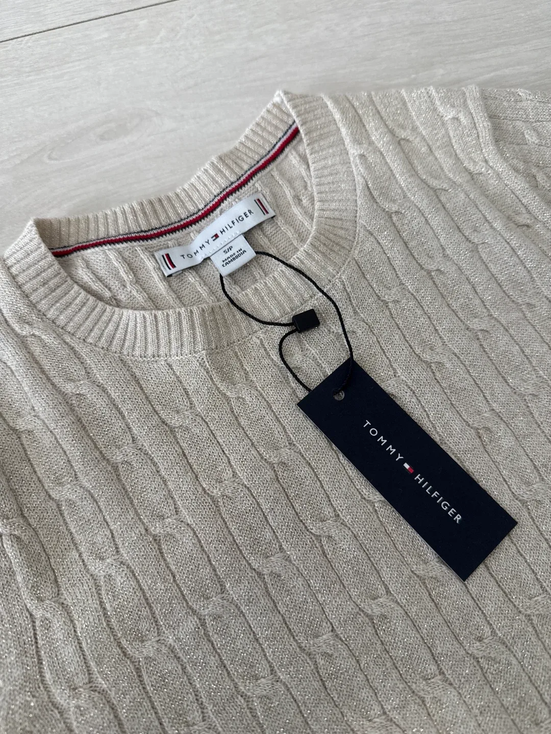 Tommy Hilfiger Short-Sleeve Cable Knit Shimmer Sweater image indicator(2)