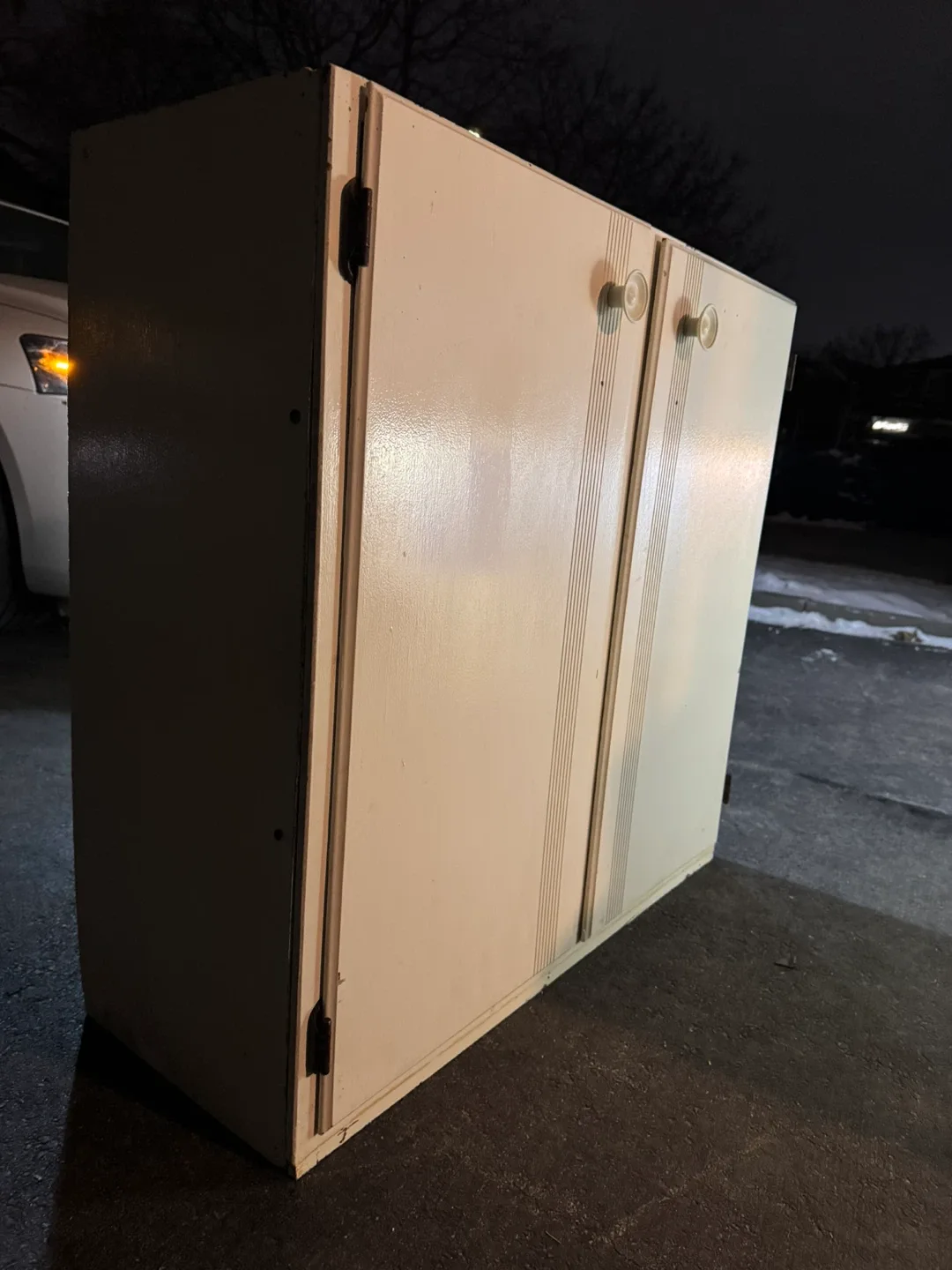 Vintage White Cabinet image indicator(4)