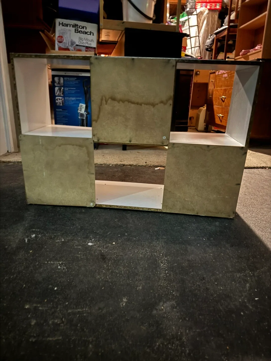 White Cube Storage Shelf image indicator(3)