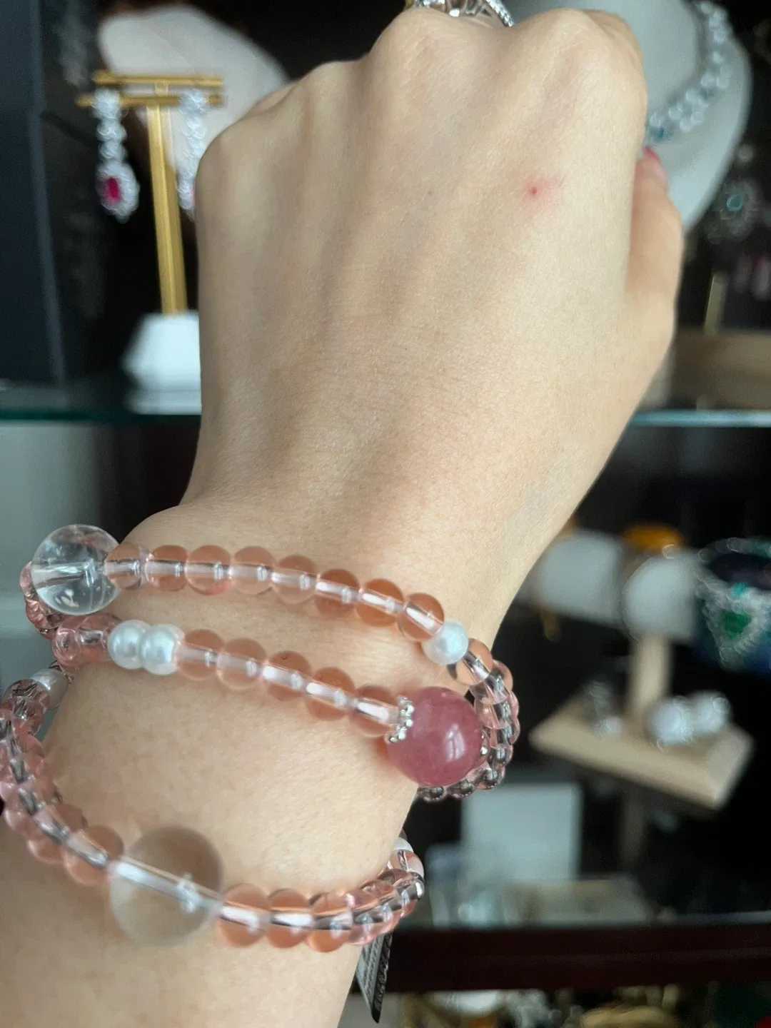 Pink Beaded Necklace image indicator(4)