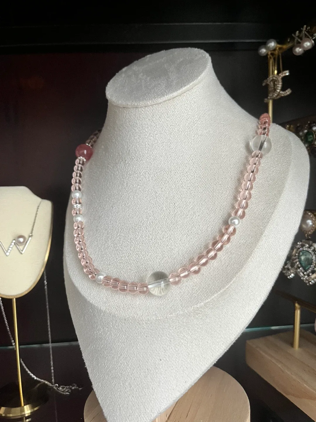 Pink Beaded Necklace image indicator(2)