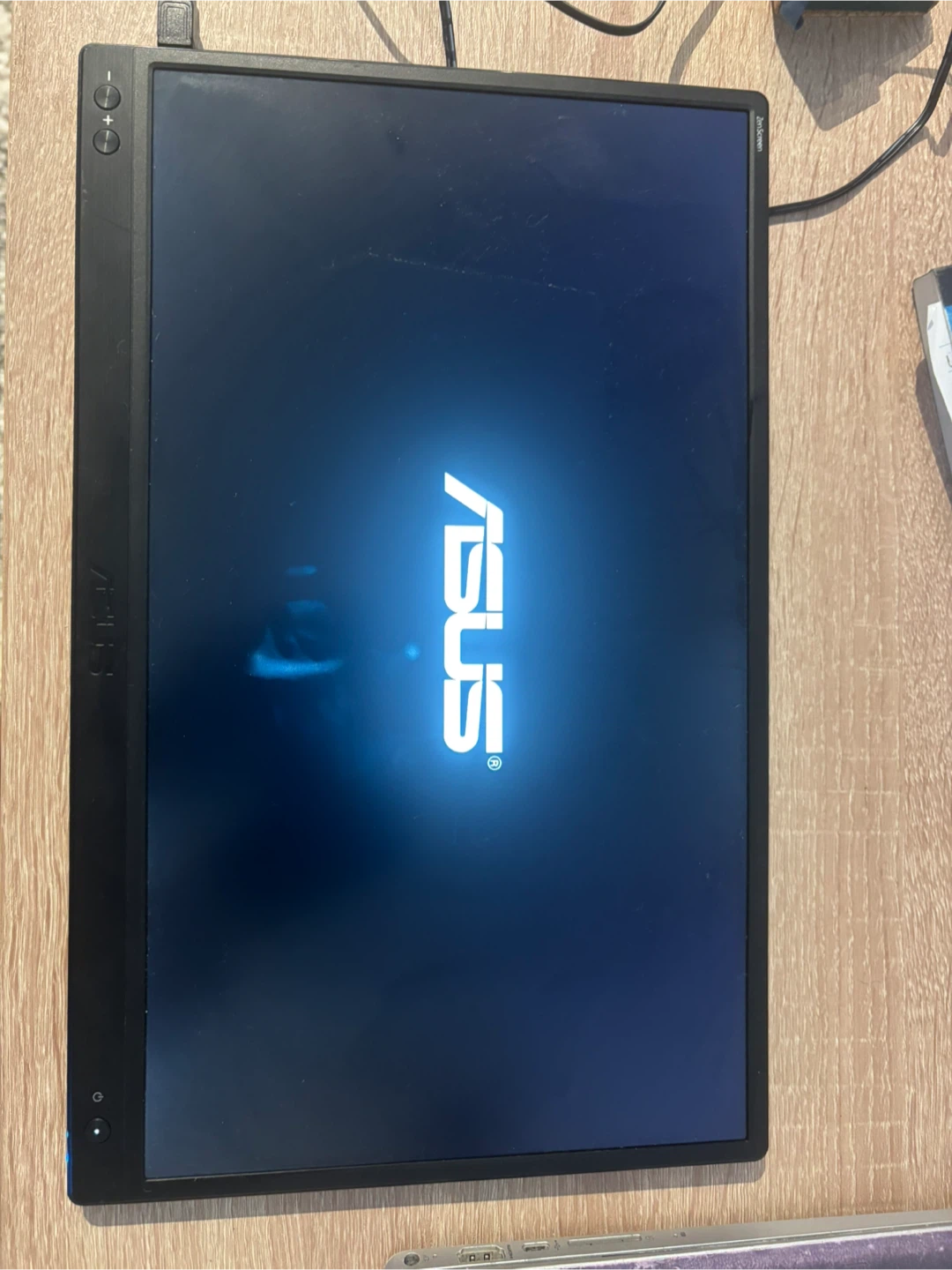 2 ASUS Portable Monitor - photo 2
