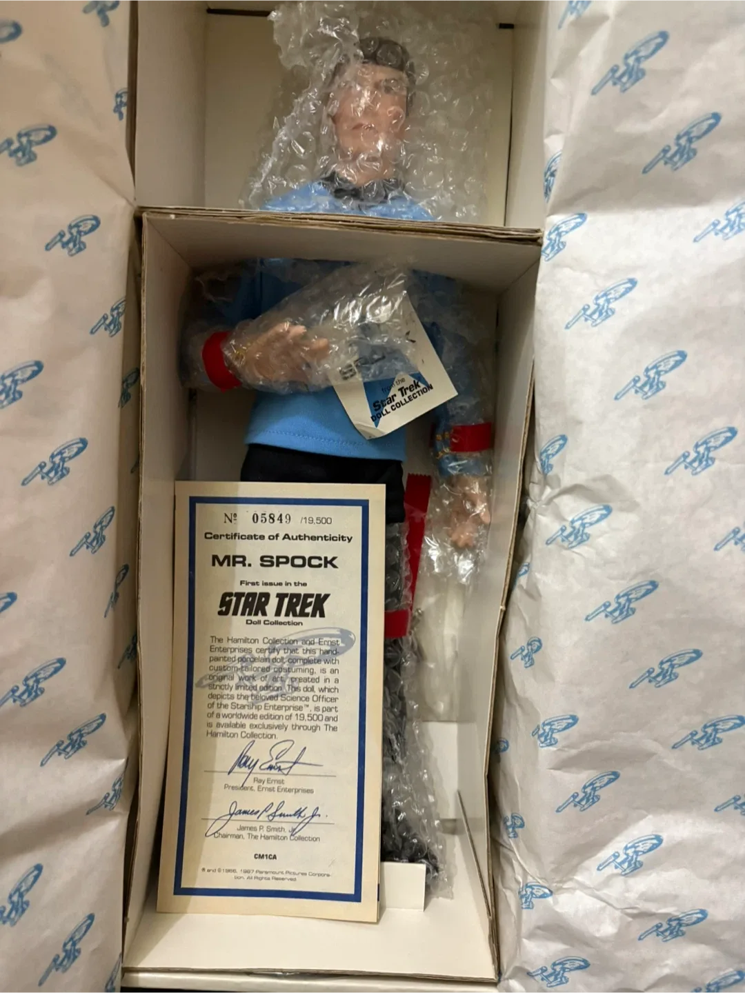 Star Trek Mr. Spock Doll Hamilton Collection image indicator(2)