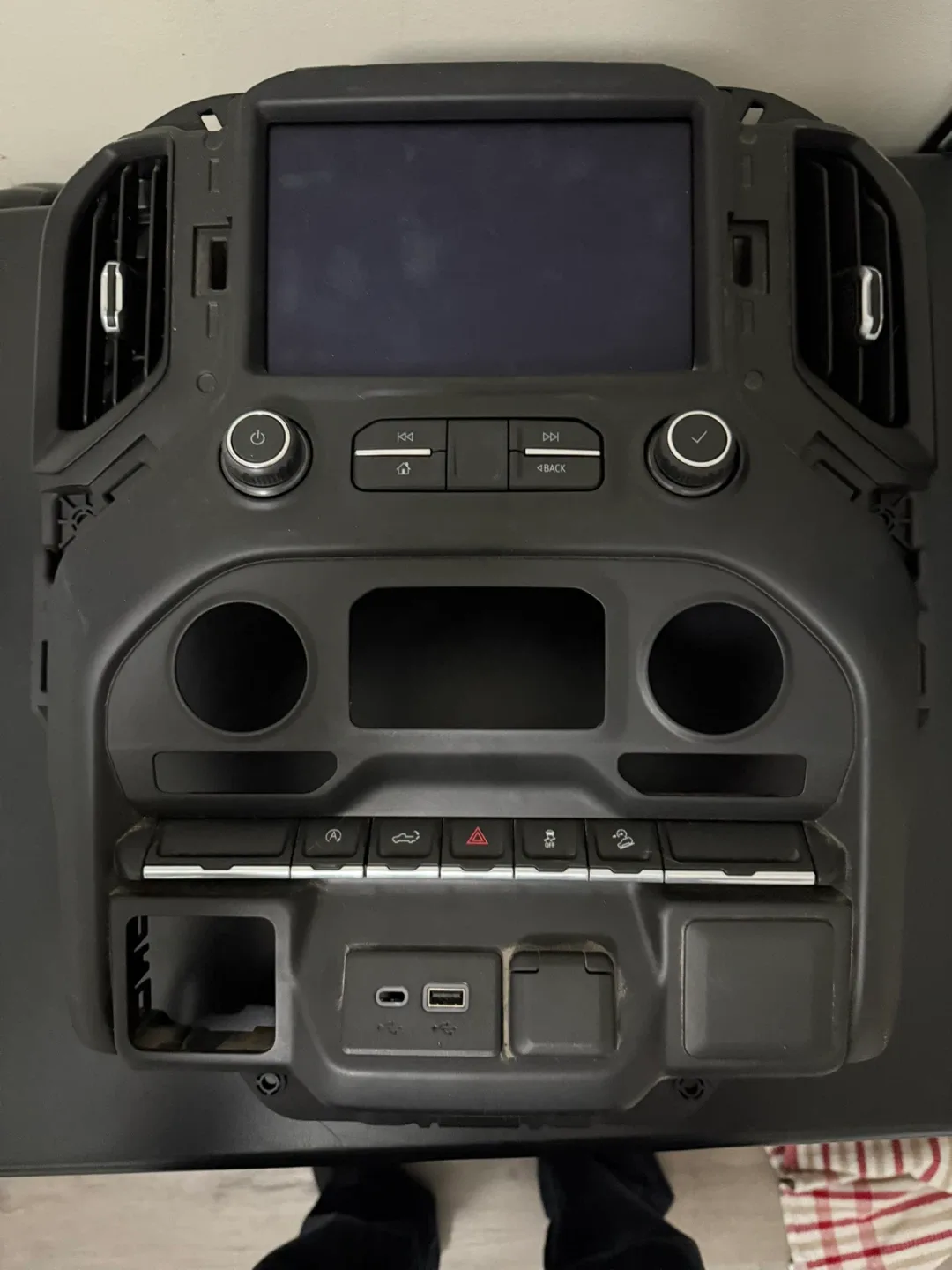 2020 chev Silverado radio dash panel