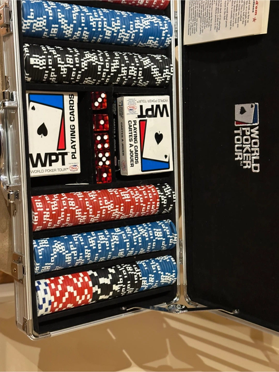 World Poker Tour Poker Set w/ Case - photo 2