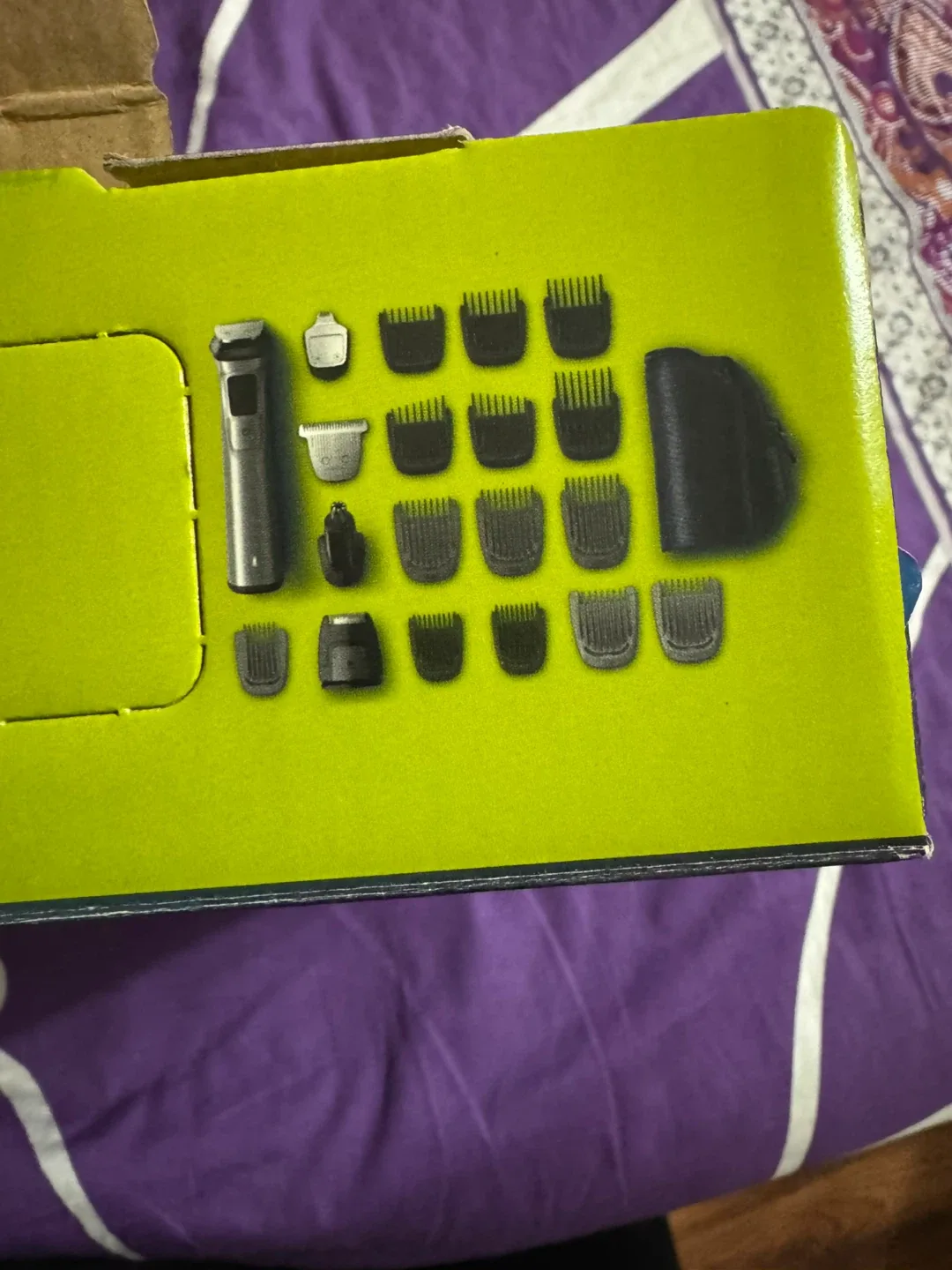 New Philips Series 7900 All-in-One Trimmer image indicator(2)