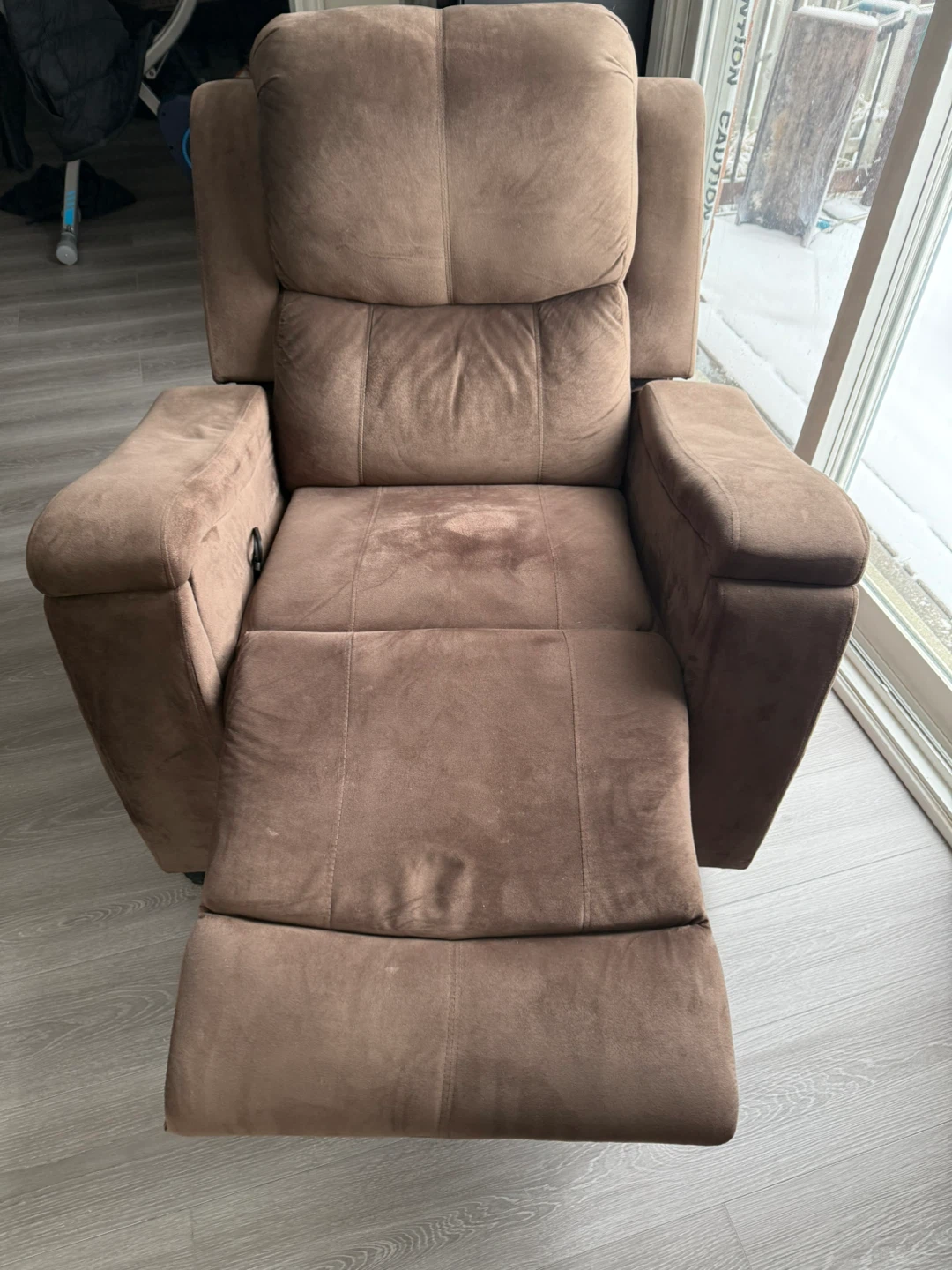 Light Brown Recliner Chair - photo 4