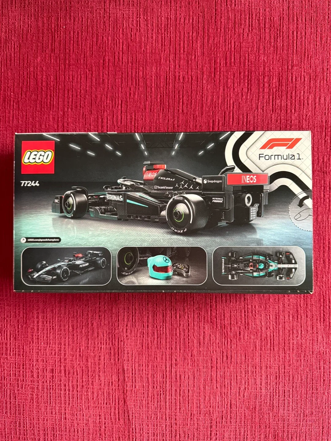 Lego Speed Champions Mercedes-AMG F1® W15 77244 image indicator(4)