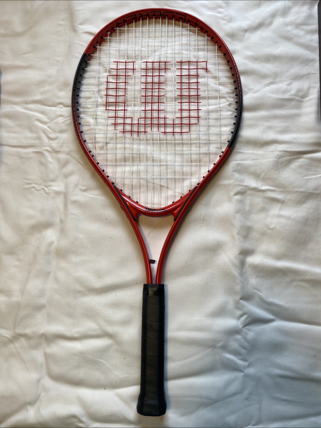 Wilson Roger Federer 25 Junior Tennis Racquet - photo 2
