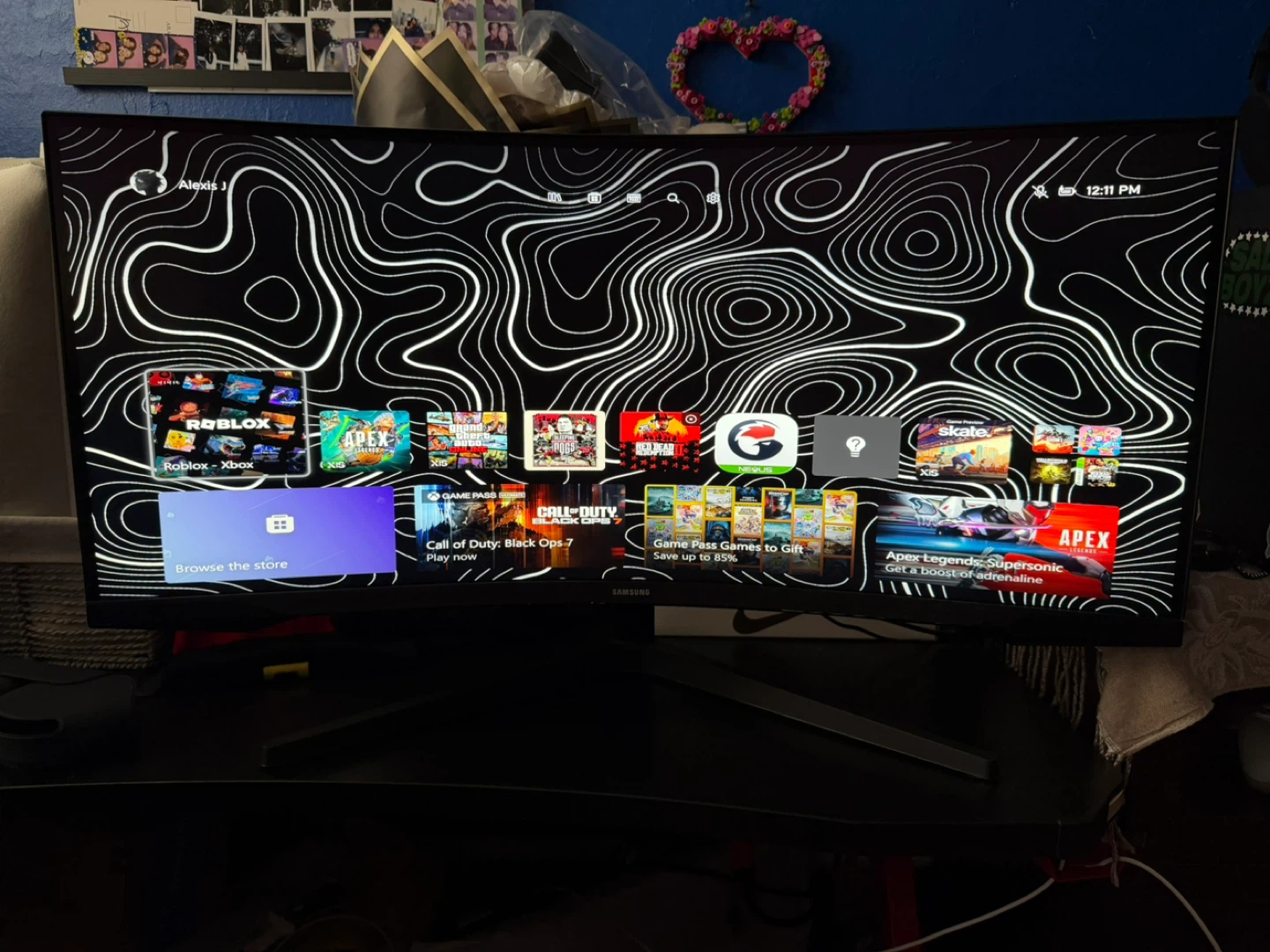 Samsung Odyssey G5 34-Inch Curved Gaming Monitor
