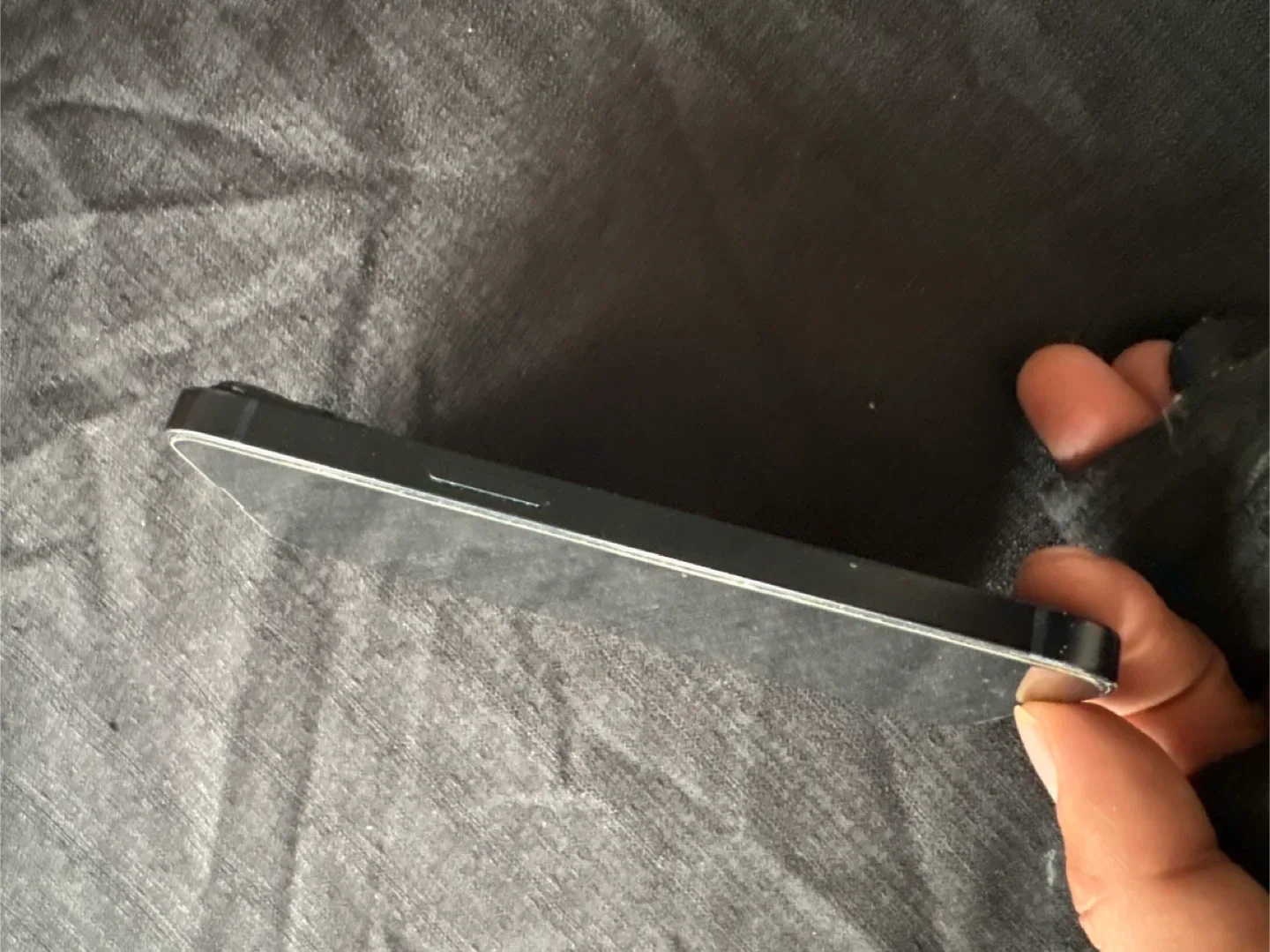 iPhone 14 Blue image indicator(3)