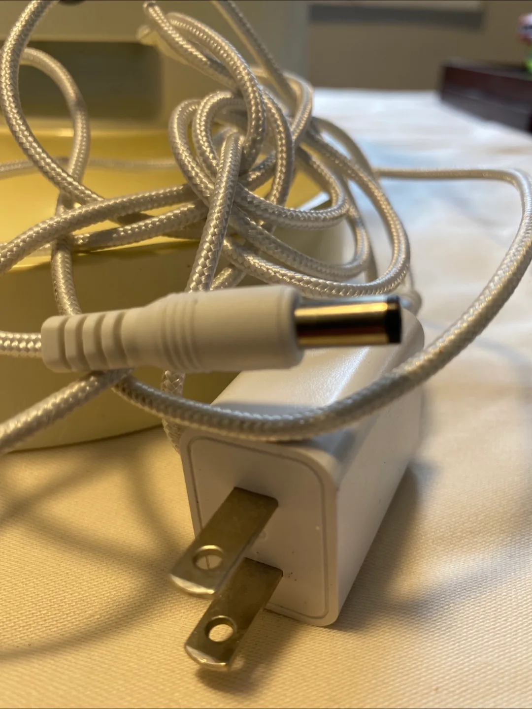 Geeni Smart Pet Feeder - Automatic Food Dispenser image indicator(5)