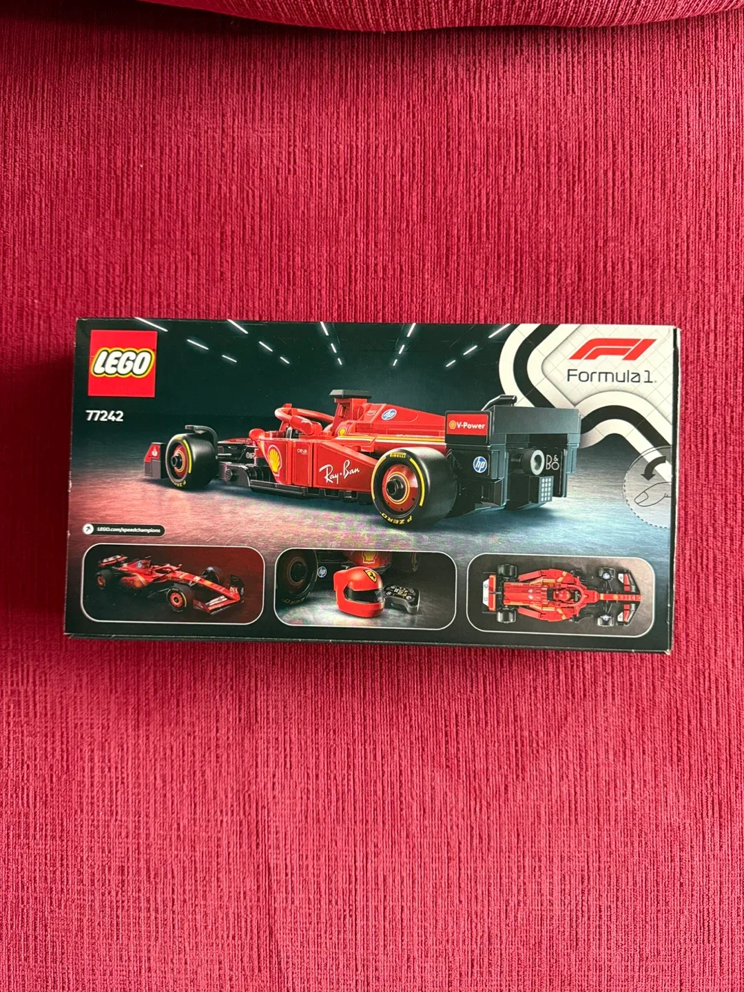 Lego Speed Champions Ferrari SF-24 F1® Race Car 77242 image indicator(2)