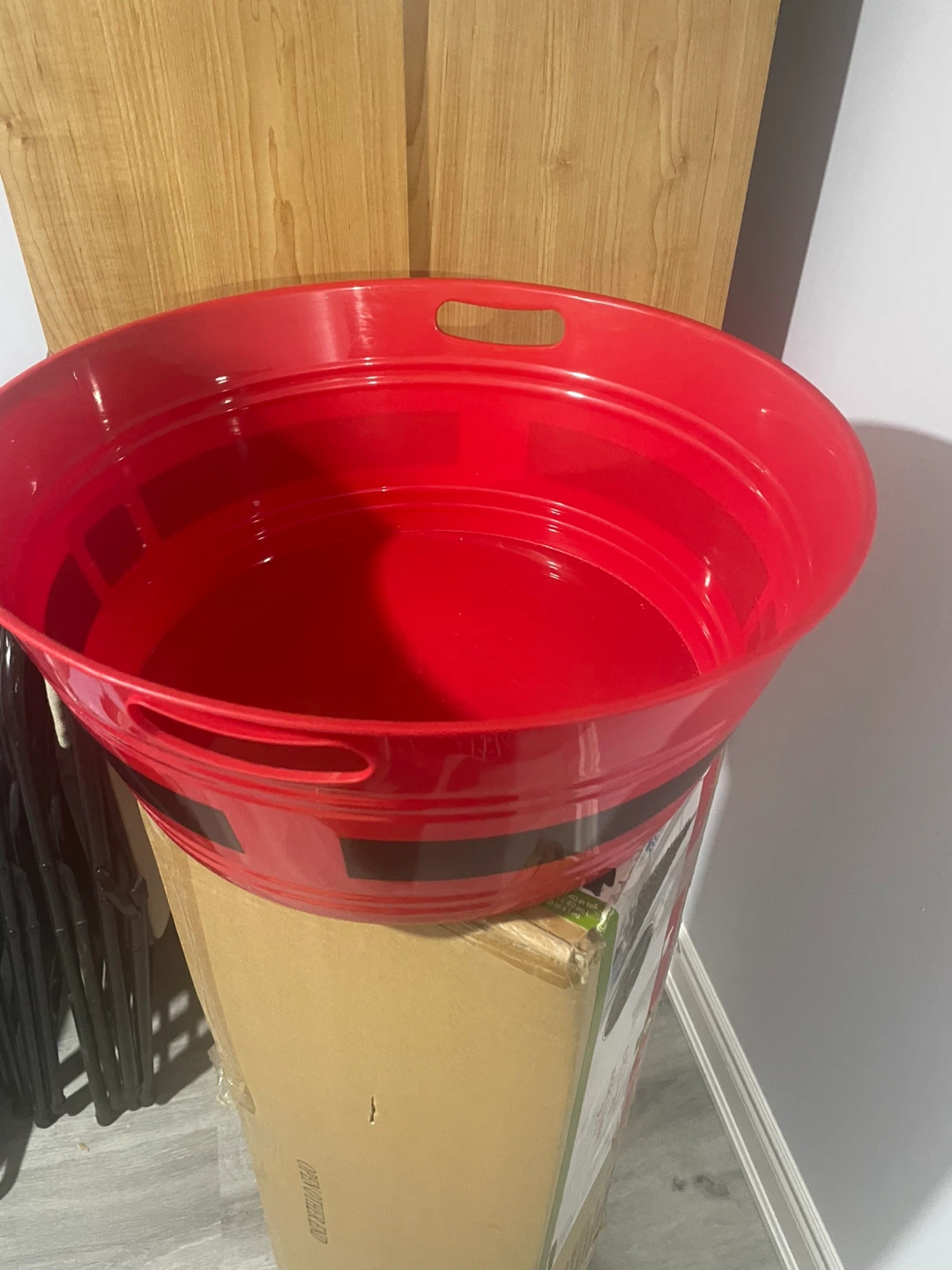17.75-Inch Party Tub - Red - photo 4