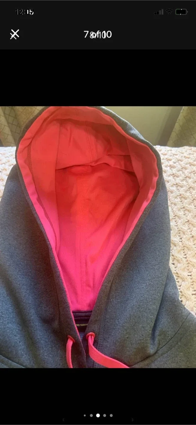 YOUTH Under Armour Hoodie - Grey & Pink image indicator(6)