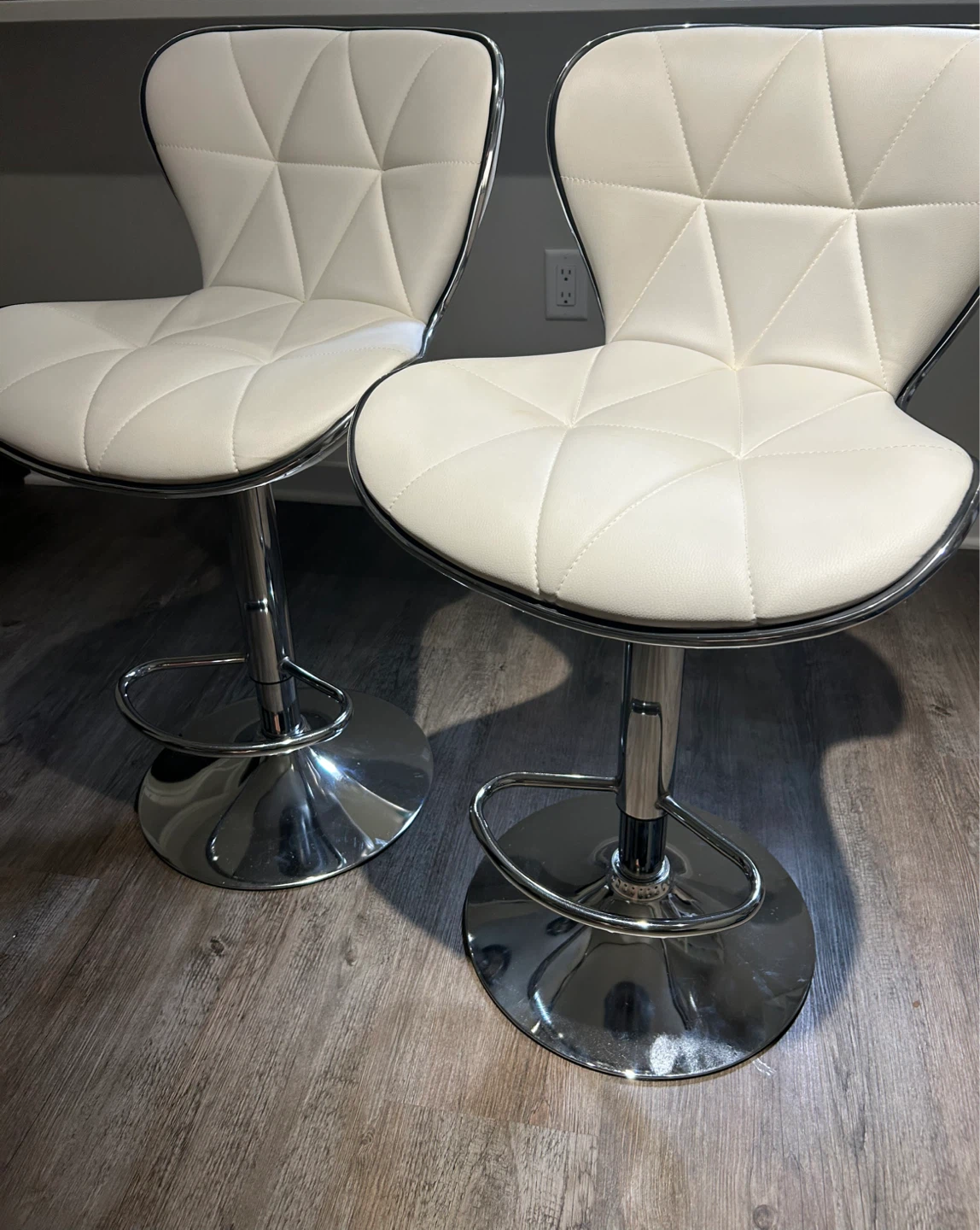 Leopard Beige Adjustable Swivel Bar Stools (Set of 2) - photo 3