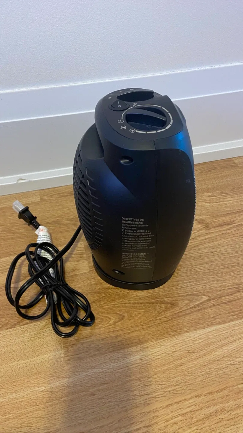 Oscillating Ceramic Heater 1500 W image indicator(3)