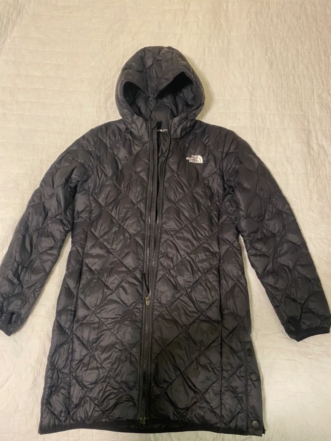 The North Face Girls' L/G (14/16) Black Jacket