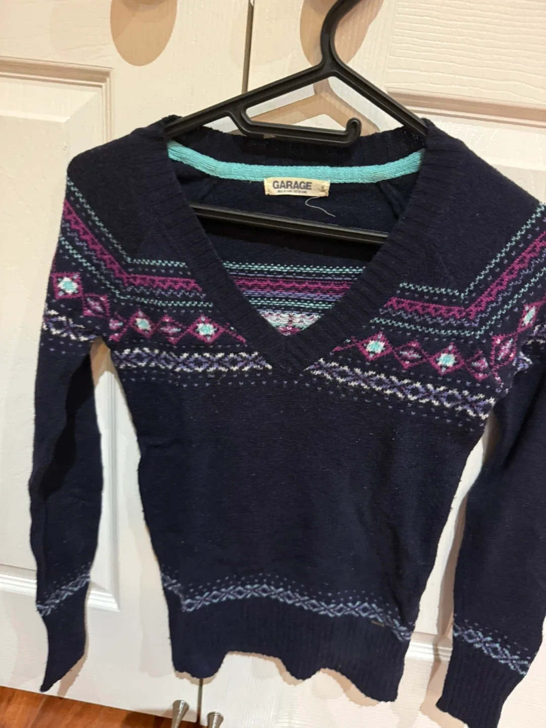 Garage Sweaters Size Small #Cleanout image indicator(2)