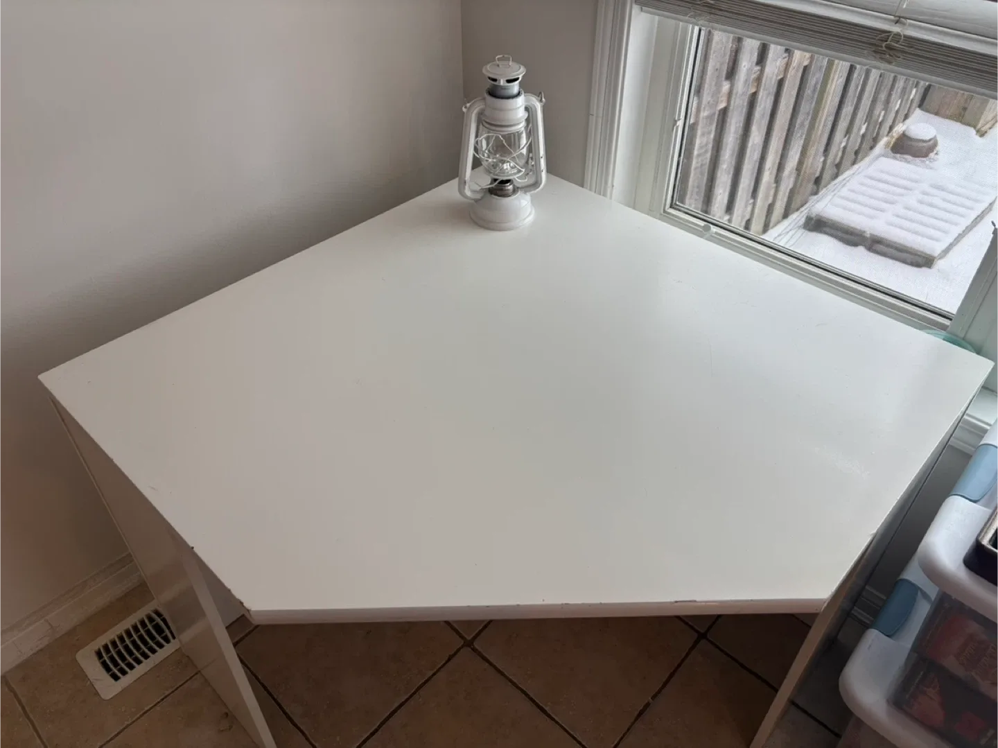 Corner Desk - White