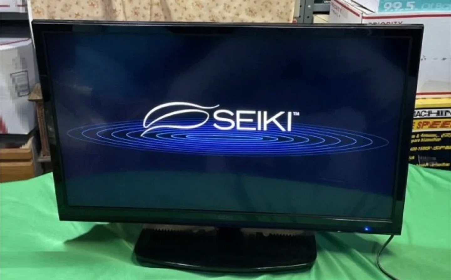 Seiki 42" Class HD (720P) LED TV