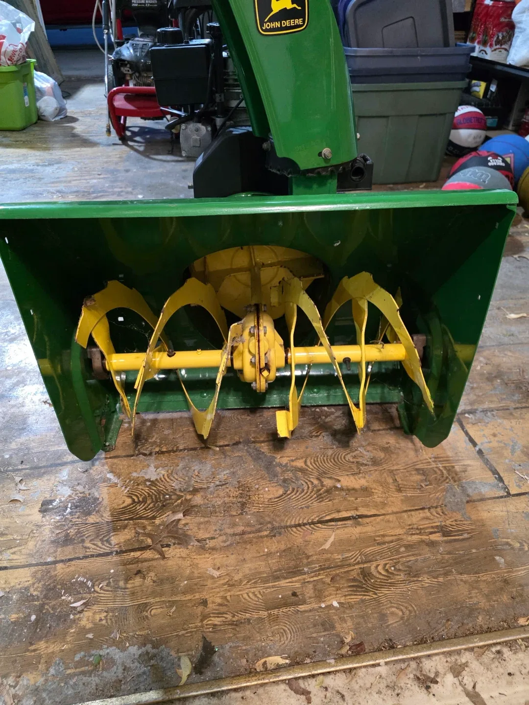 John Deere Snow Blower - Green image indicator(2)