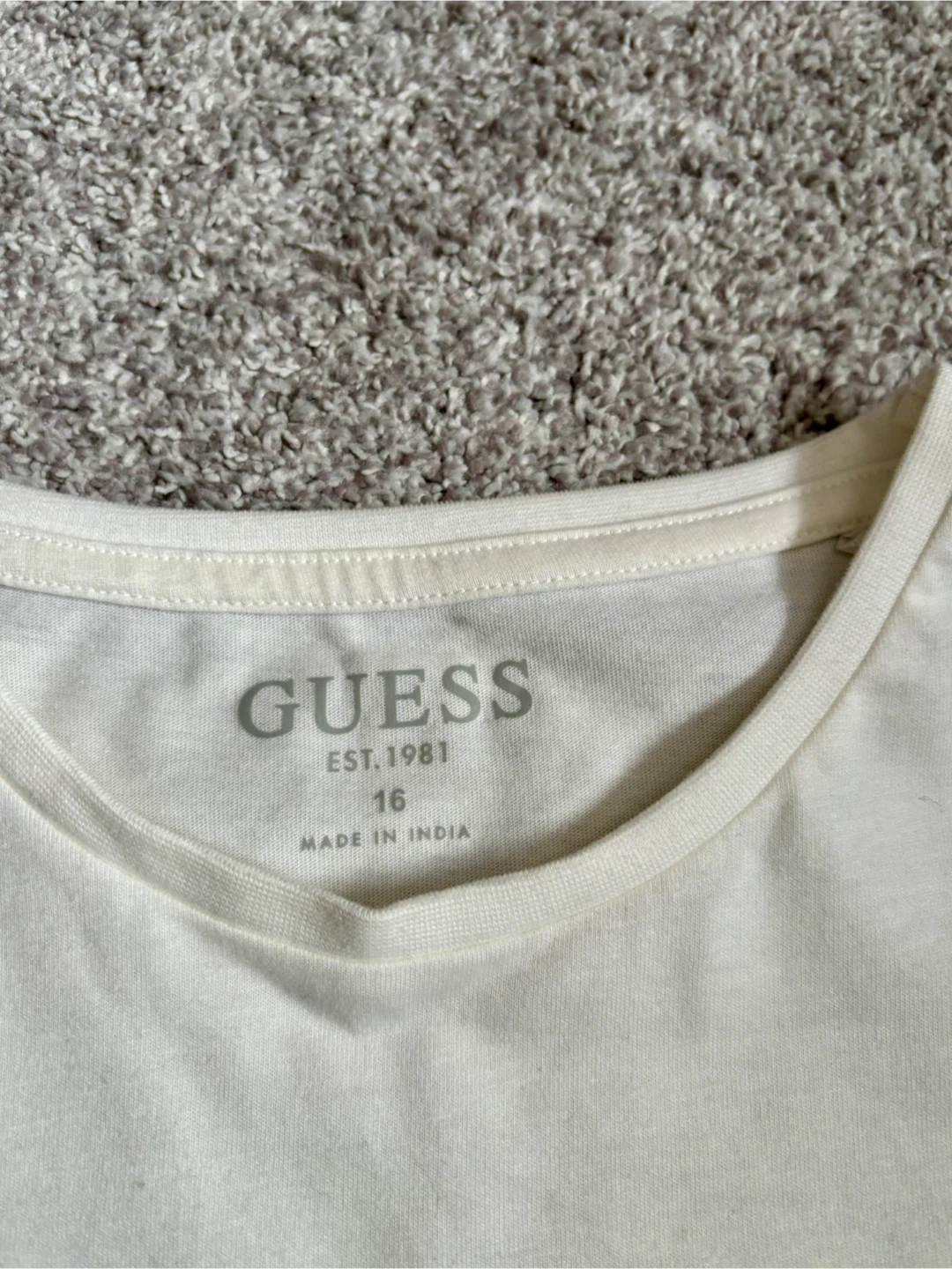Guess Long Sleeve Top - Size 16 youth - photo 3