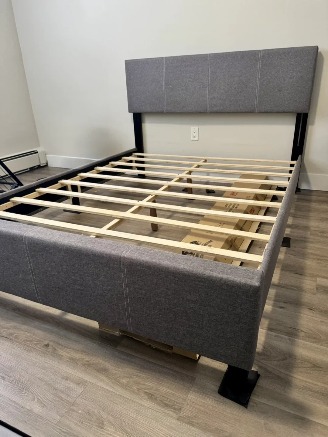 Queen size Upholstered Platform Bed Frame - Grey